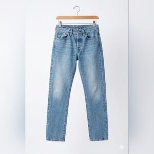 Levi's Women's Light Blue Straight Leg Jeans~Size W27 L32